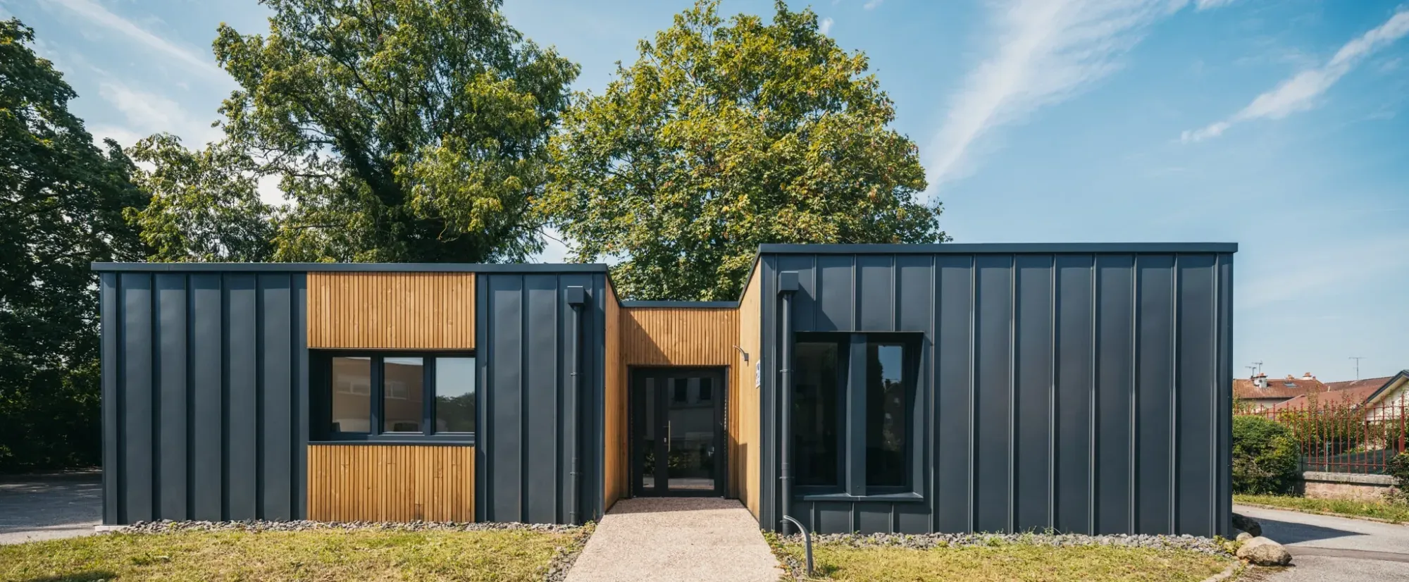 6751ad22e2d5df7c293af588_Itinéraires BIS Showroom + 2 Réalisations WEB-0046-p-2000 – Copie